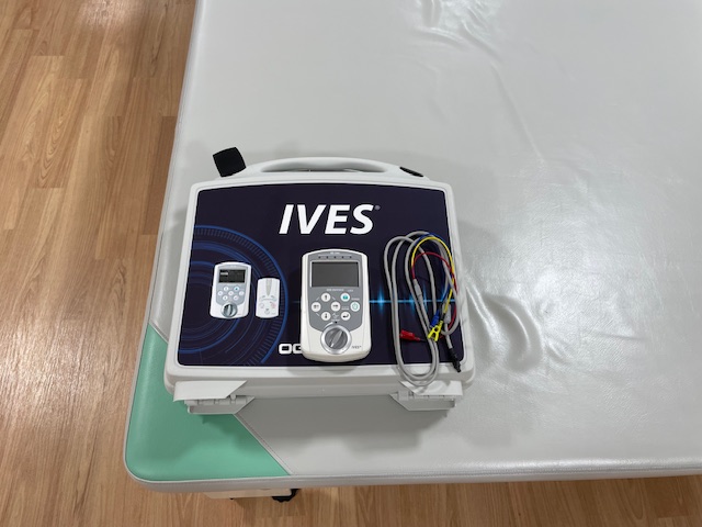 PT治療機器 IVES+(電気治療機器)